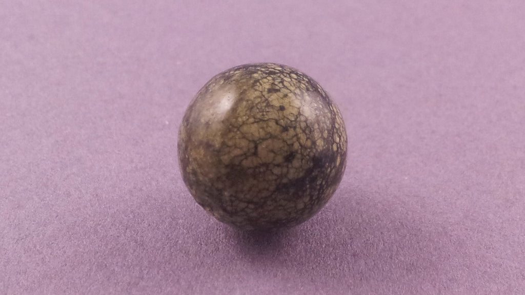 Serpentine Gemstone (L)